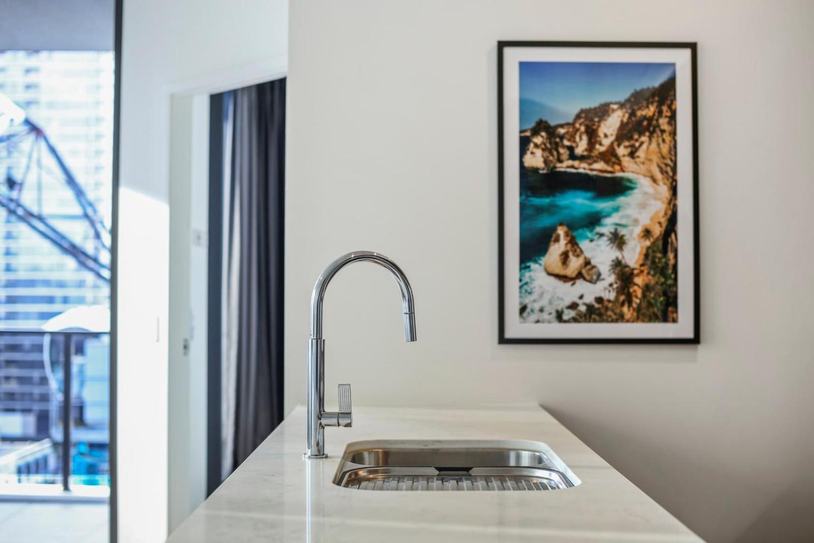 Luxury 2 Bedroom 2 Bathroom In The Heart Of South Brisbane
